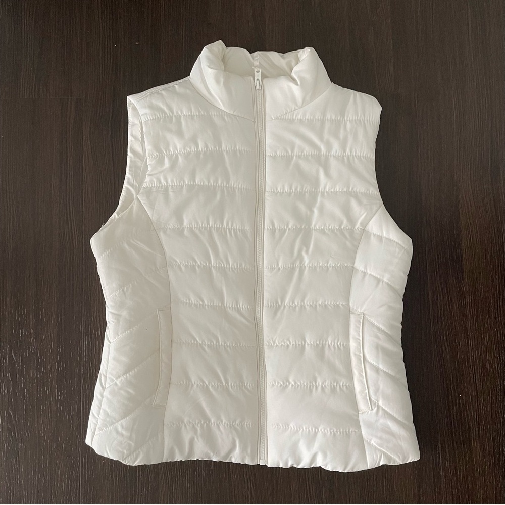 Women's White Puffer Vest